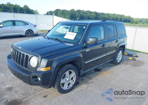 2010 Jeep Patriot Sport из США, поврежденный, VIN 1J4NT1GA0AD647584